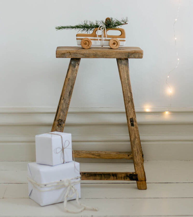gift wrapping service at blue brontide uk