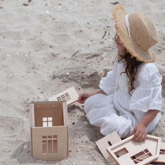 Babai magnetic wooden dollhouse