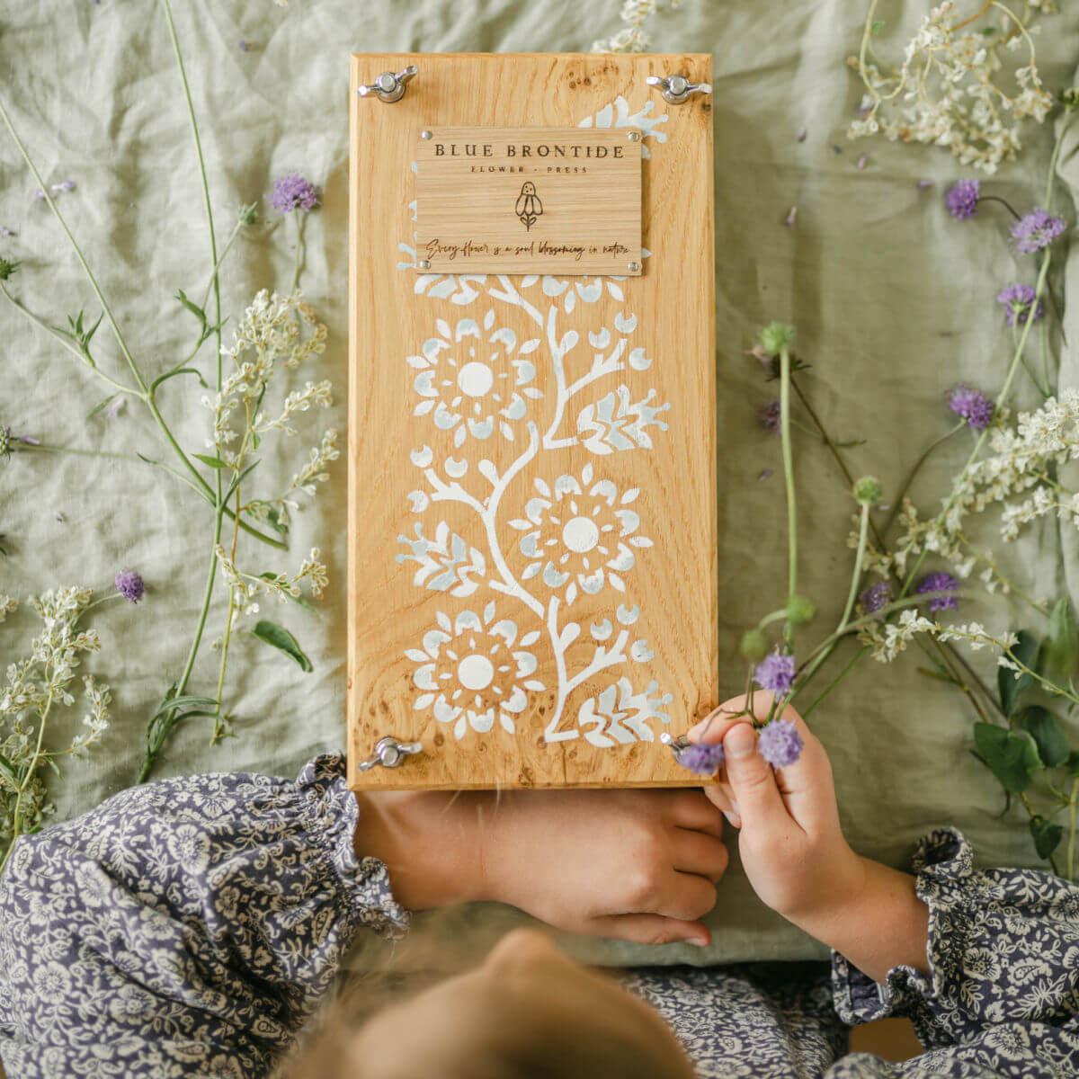 wooden flower press pressing flowers with the stem - blue brontide uk