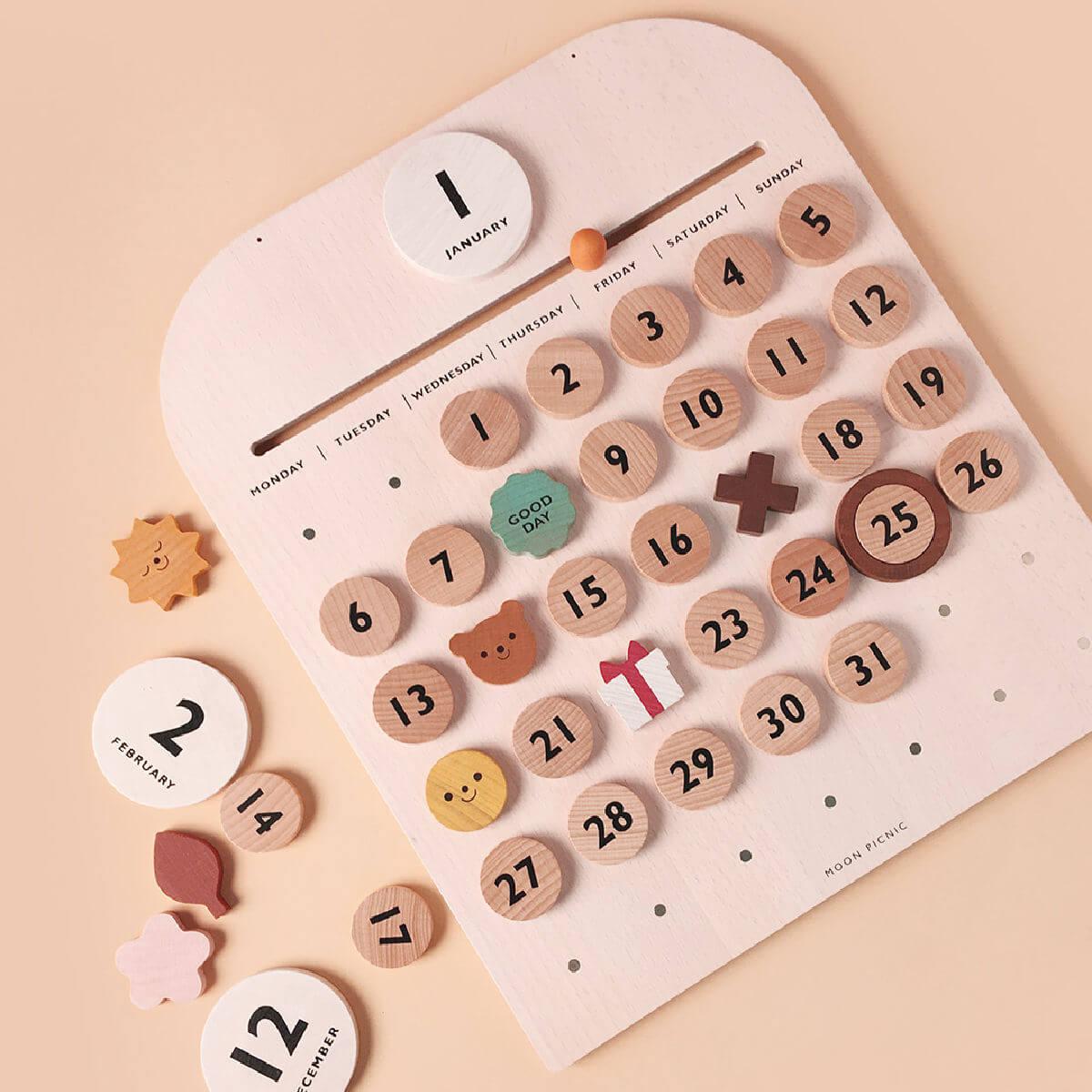 moon picnic wooden toy calendar