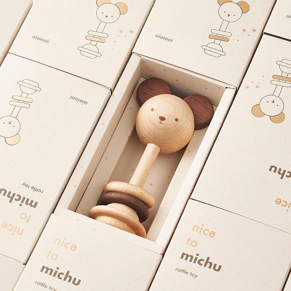 oioiooi nice to michu rattle a wooden baby rattle in a bear design at blue brontide uk