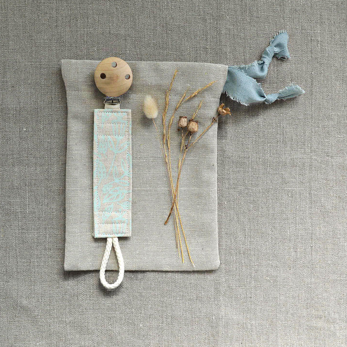 organic dummy clips and pacifier clips at blue brontide uk