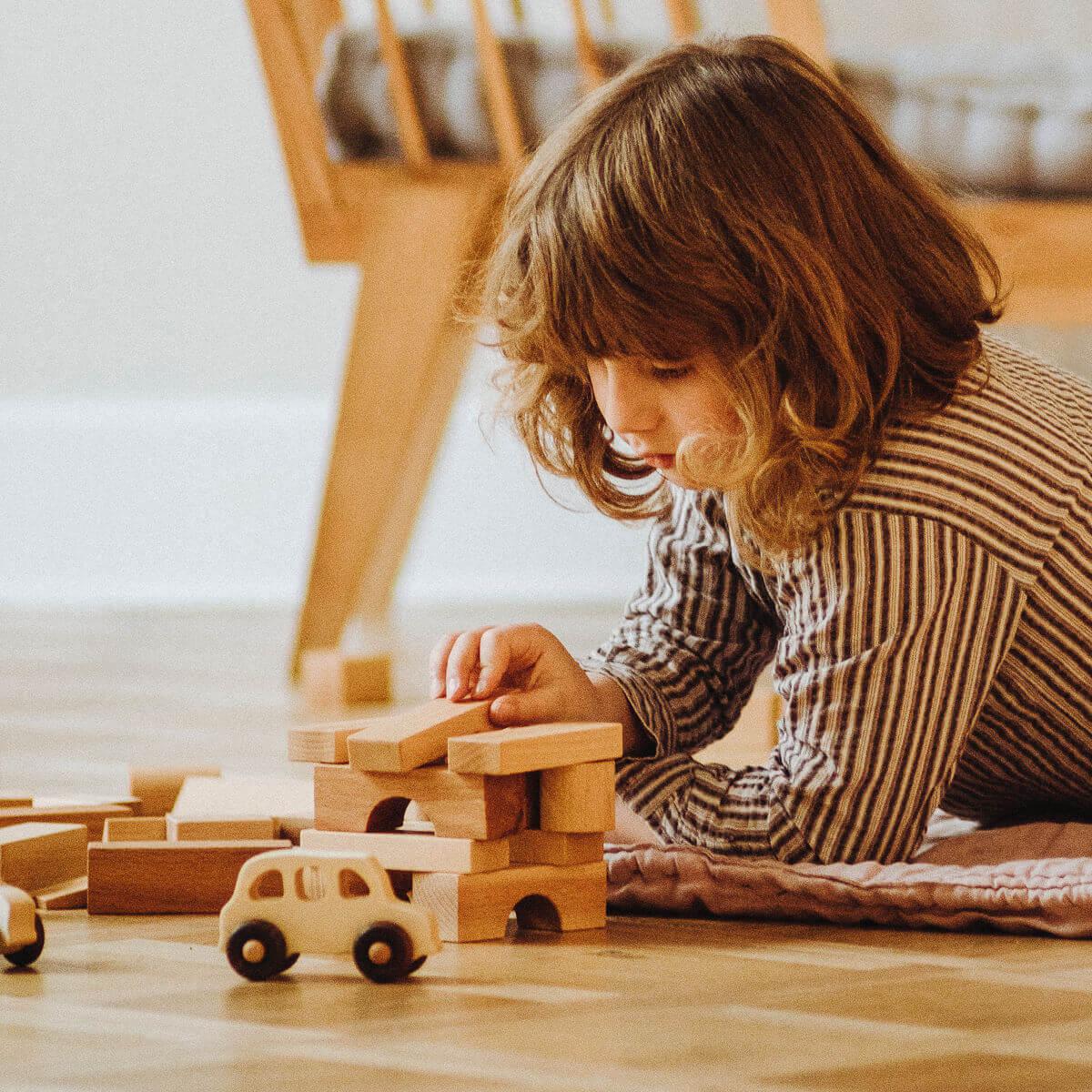 wooden english taxi car toy by wooden story