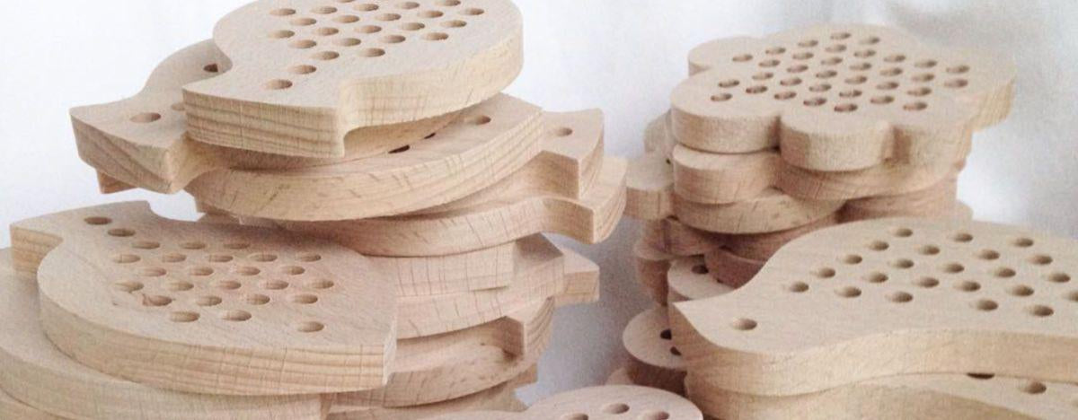 aleta-kids-wooden-lacing-toys