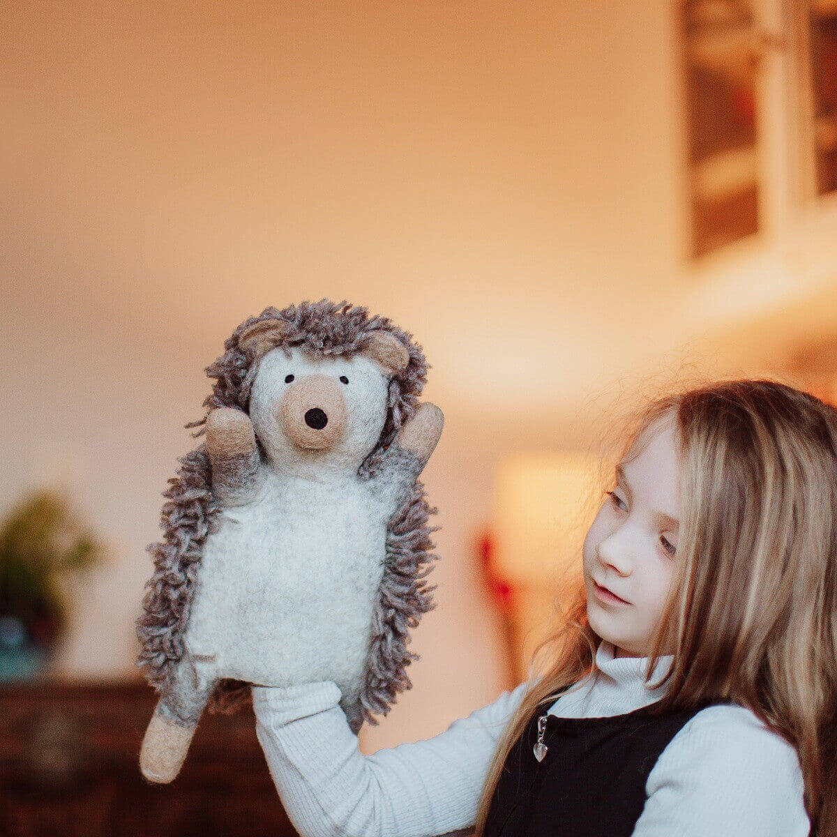 Hedgehog hand puppet by sew heart felt