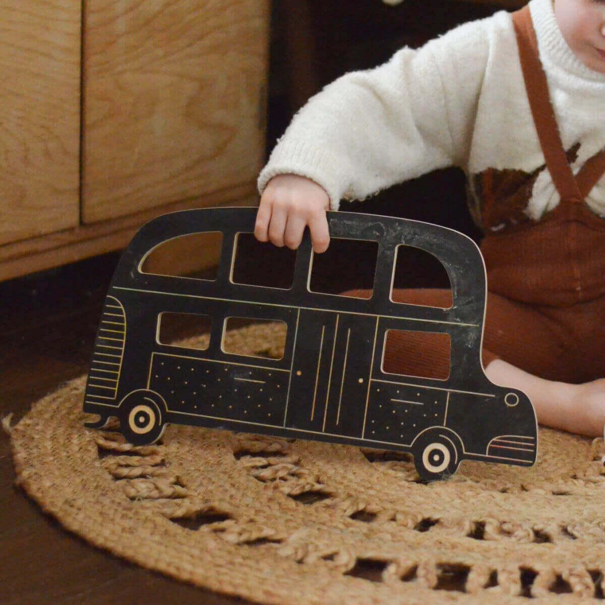 milin-toys-retro-bus-wooden-chalkboard-with-chalks