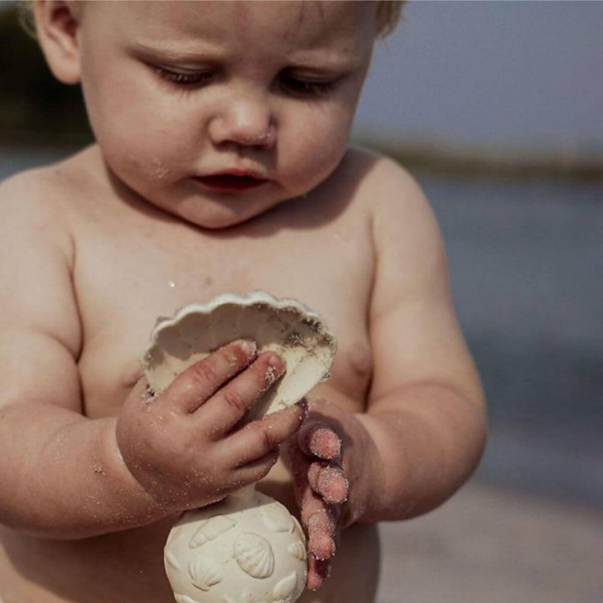 Why you should let children play with their food - Blue Brontide