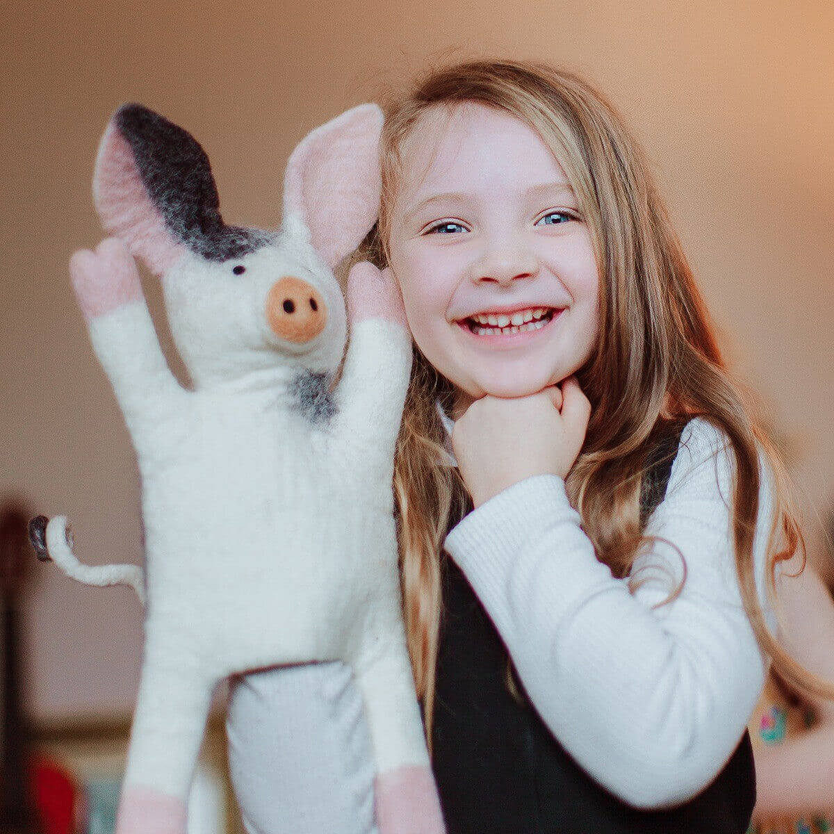 preston pig hand puppet by sew heart felt