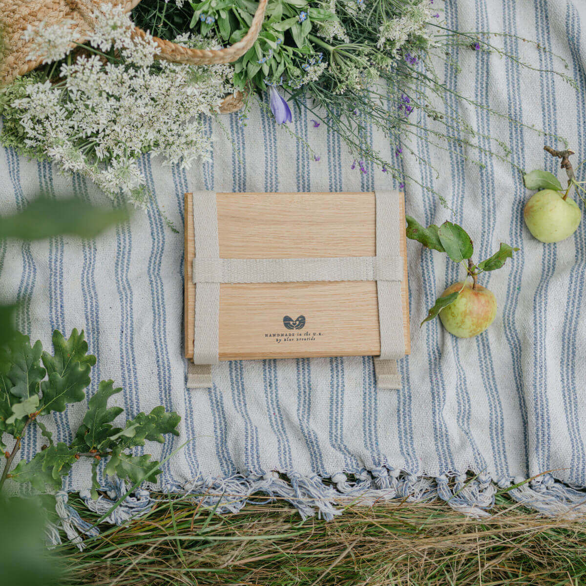 flower-press-kit-with-straps-blue-brontide-uk