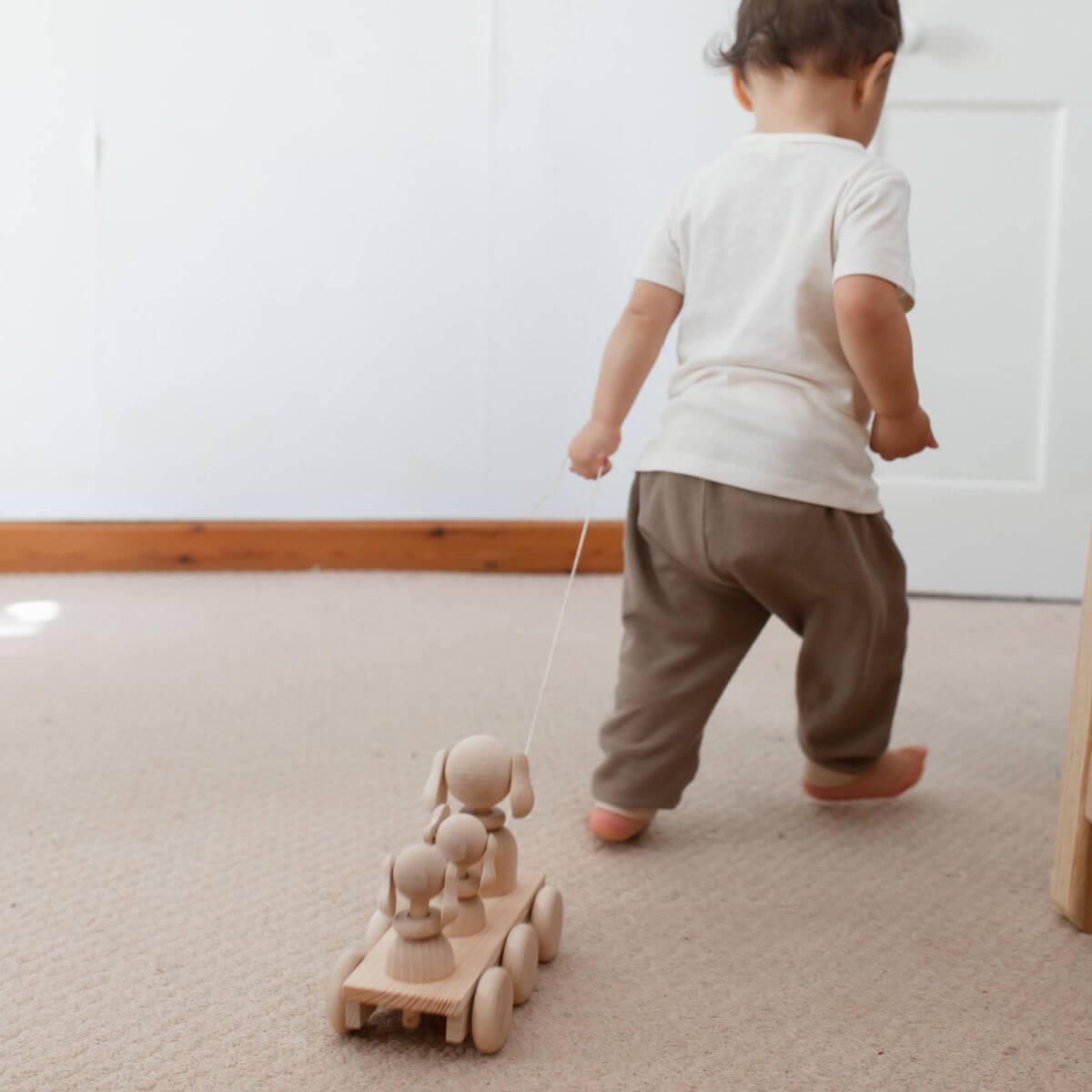 wooden pull along toy bobbing dog at blue brontide UK