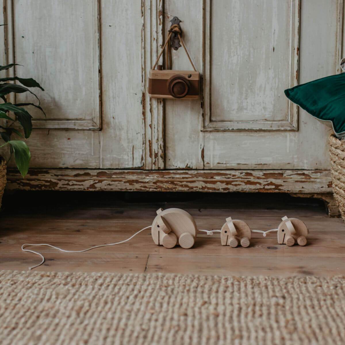 Wooden pull-along toy - Elephant